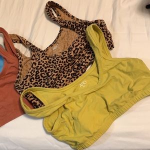 2 shop ARQ full coverage bras.